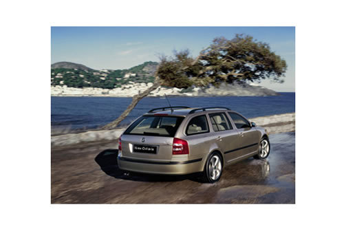 Skoda Octavia Estate 2.0 TDI Skoda Octavia Estate 4x4. Skoda Octavia Estate 2.0 TDI