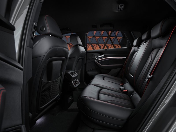 Audi Q8 e-tron Estate 250kW 50 Quattro 95kWh Black Edition Auto