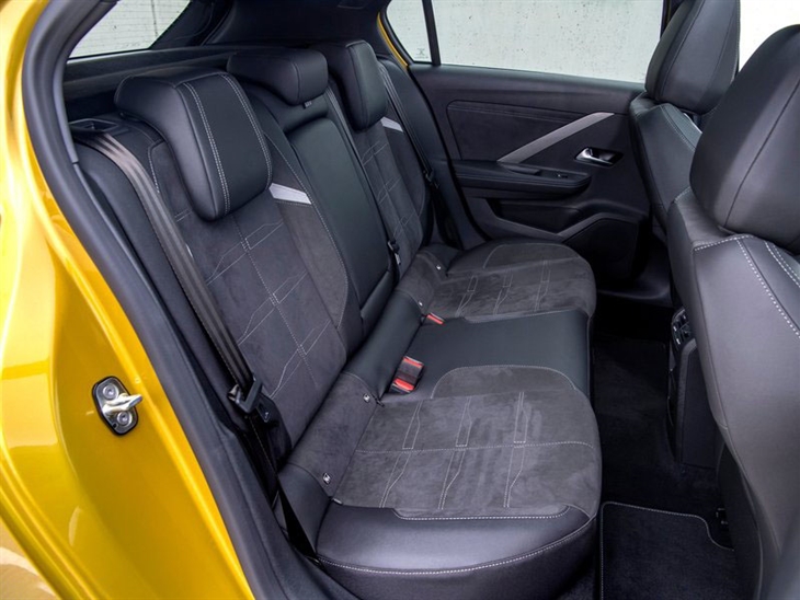 Vauxhall Astra Hatchback 1.2 Turbo Design 
