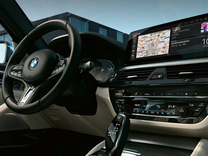 BMW 5 Series Saloon 520i M Sport Auto (Tech Plus/Comfort Plus)