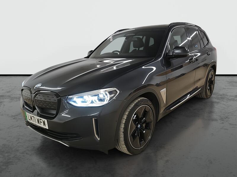 210kW Premier Edition Pro 80kWh 5dr Auto