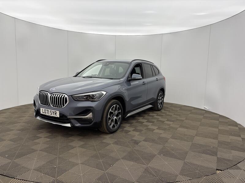 xDrive 25e xLine 5dr Auto