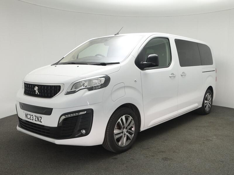 100kW Business VIP Standard [8Seat] 50kWh 5dr Auto