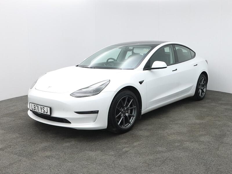 Long Range AWD 4dr Auto