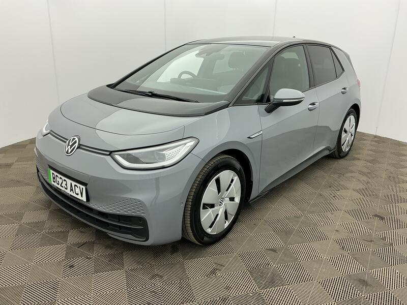 107KW Family Pro 58kWh 5dr Auto