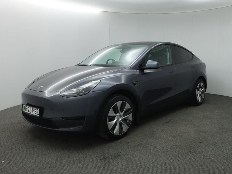 RWD 5dr Auto