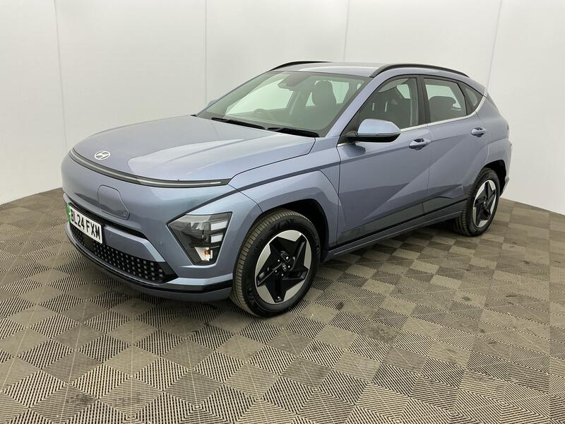 160kW Advance 65kWh 5dr Auto