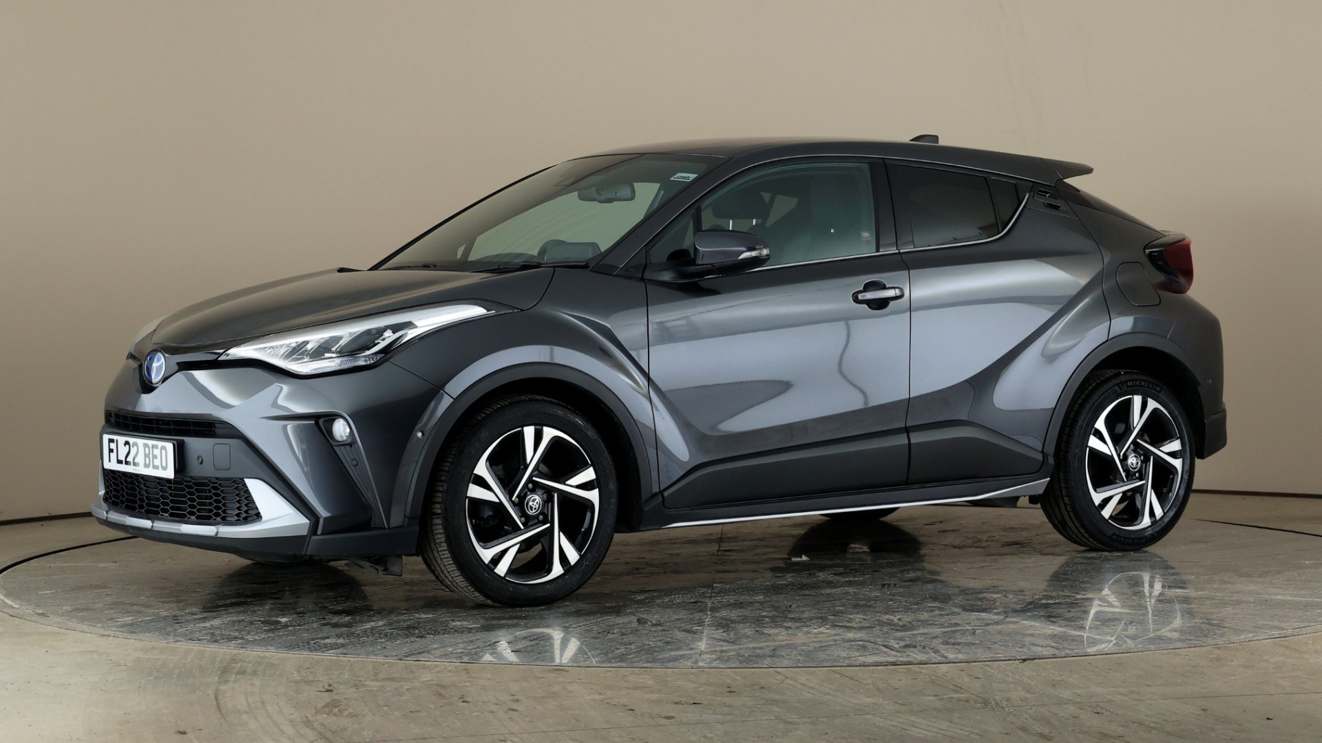 5 Door 1.8 Hybrid Design Leather CVT
