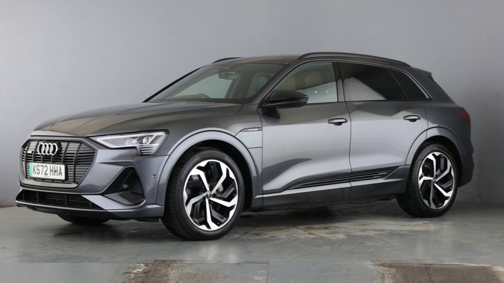 Estate 55 95kwh Quattro 408ps Black Edition