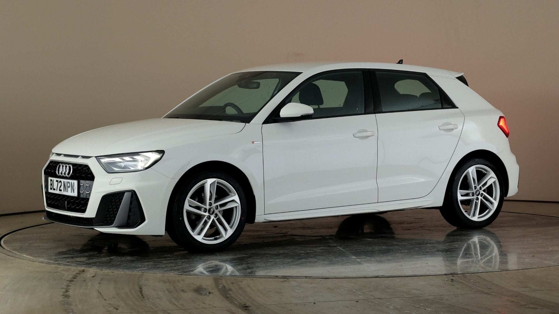30 TFSI 110 S Line