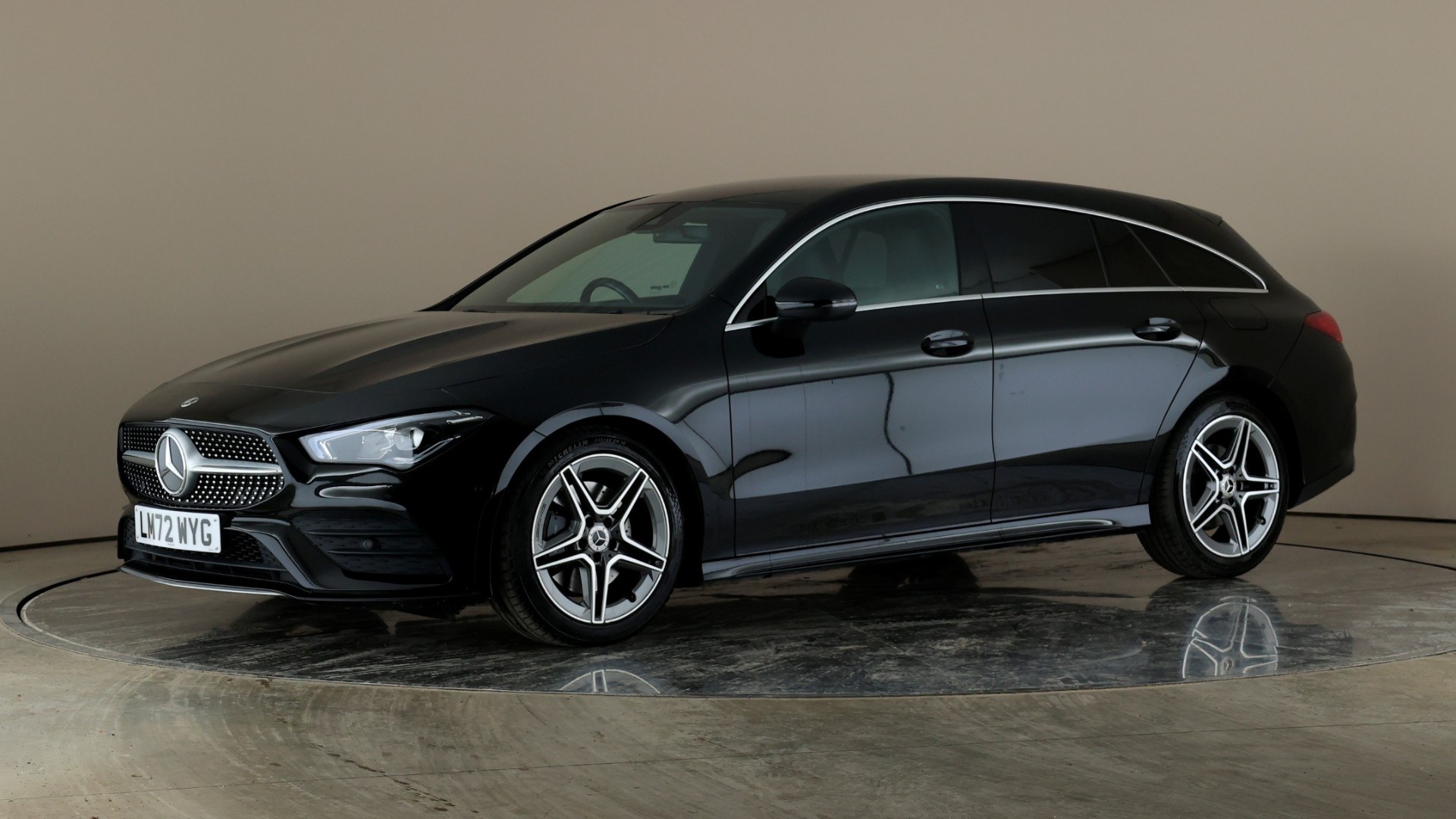 200 Shooting Brake 1.3 163hp AMG Line Auto