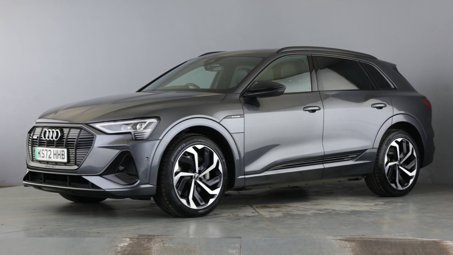 Estate 55 95kwh Quattro 408ps Black Edition