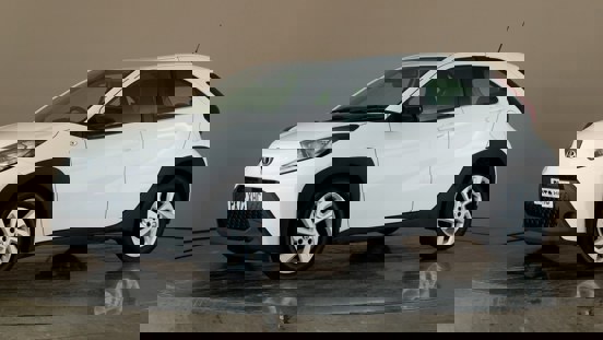 5 Door 1.0 VVT-i Pure