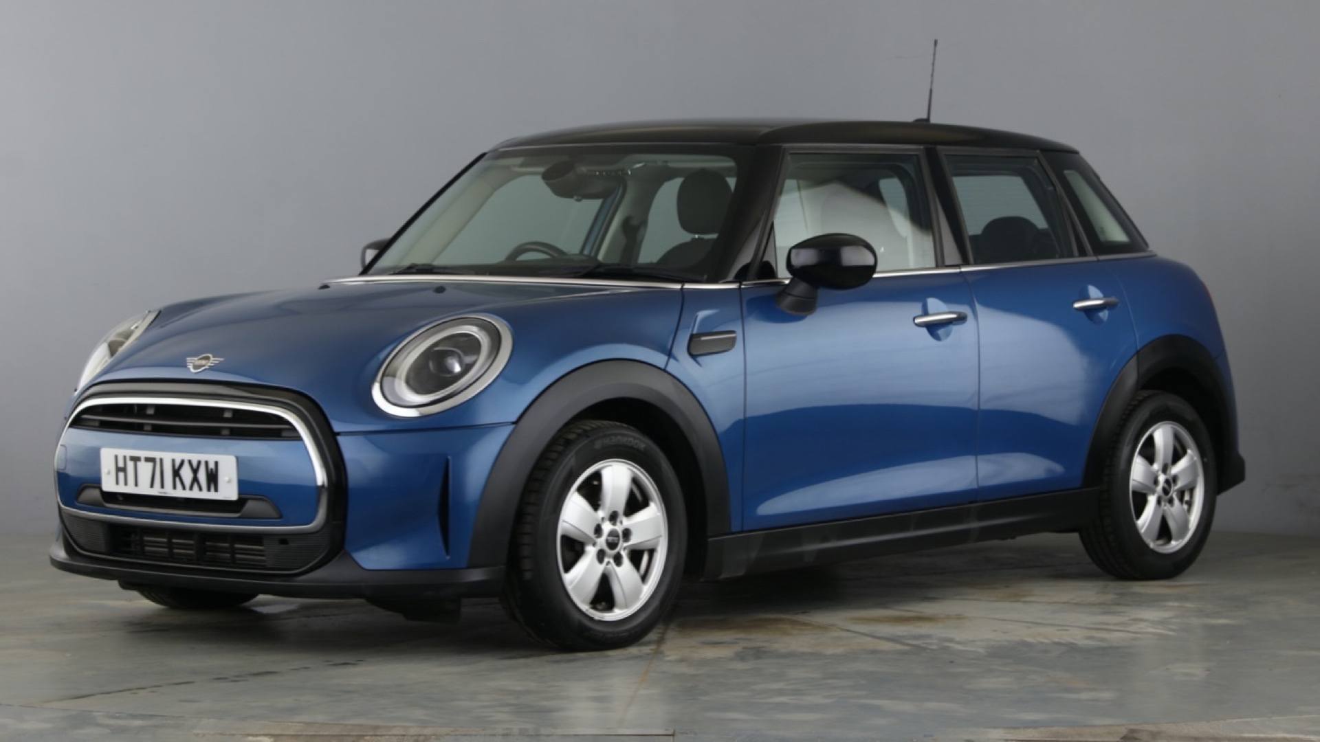 5 Door 1.5 Cooper Classic Comfort Pack