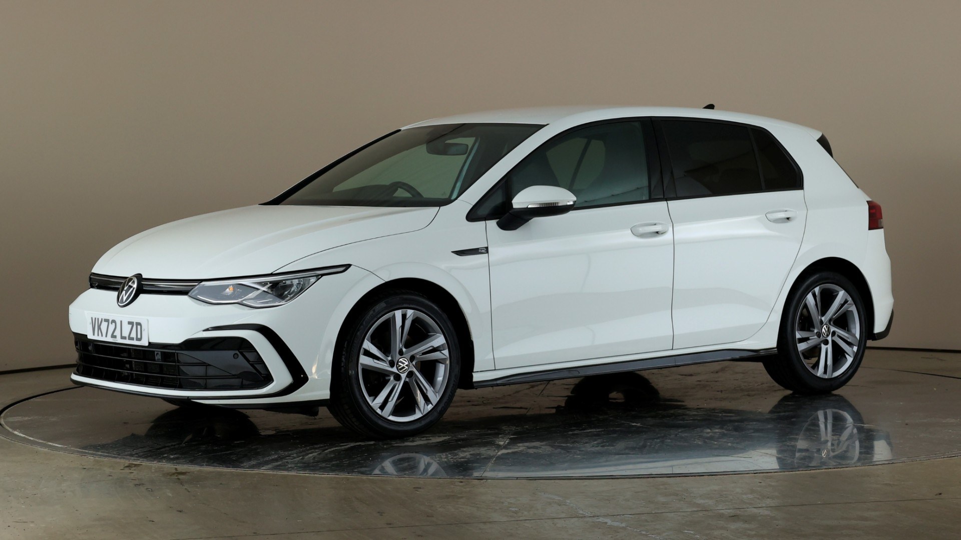 8 5 Door Hatch 1.5 TSI 150PS 6speed R-Line