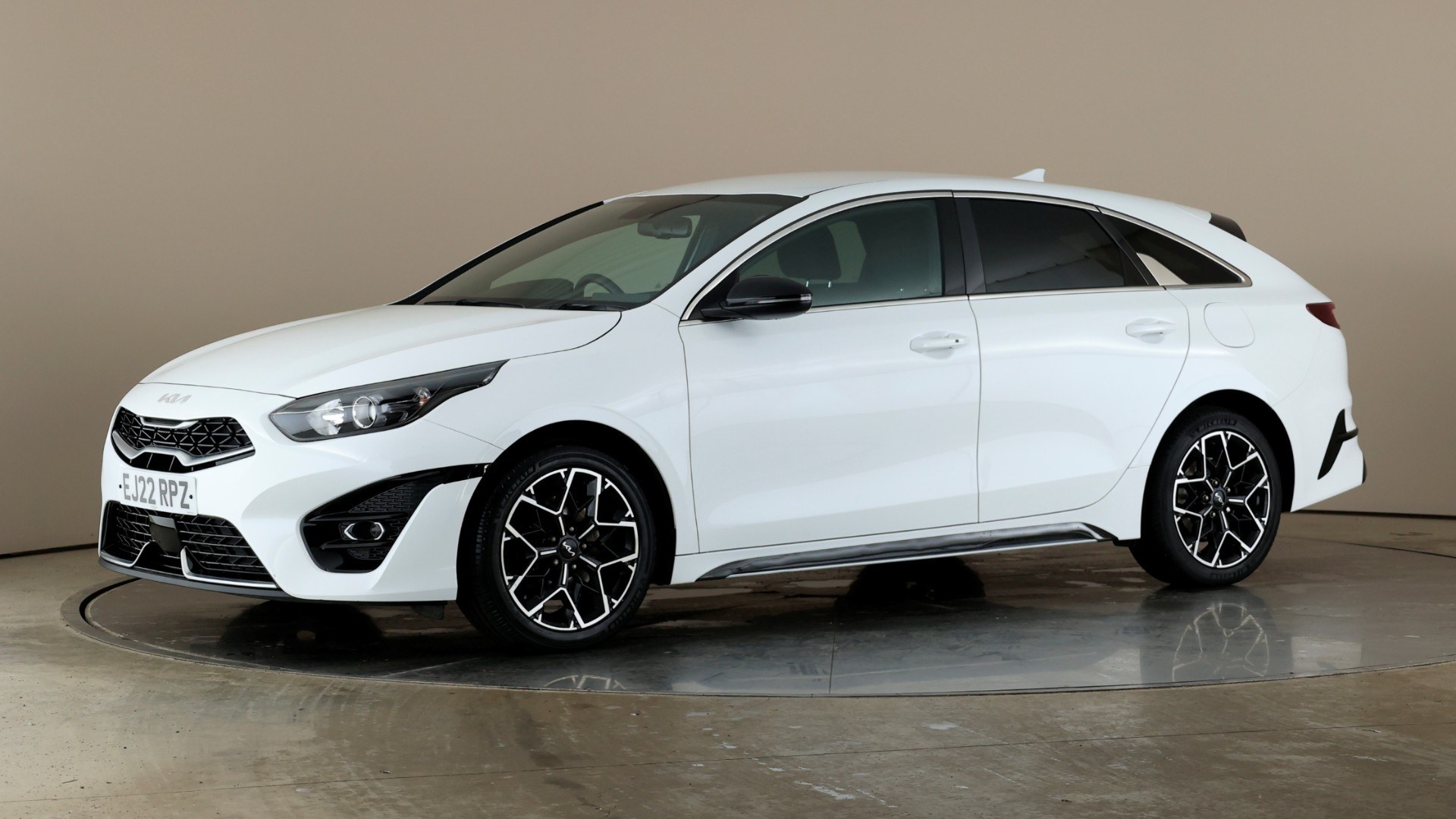 1.5 T-GDi 158 GT Line ISG