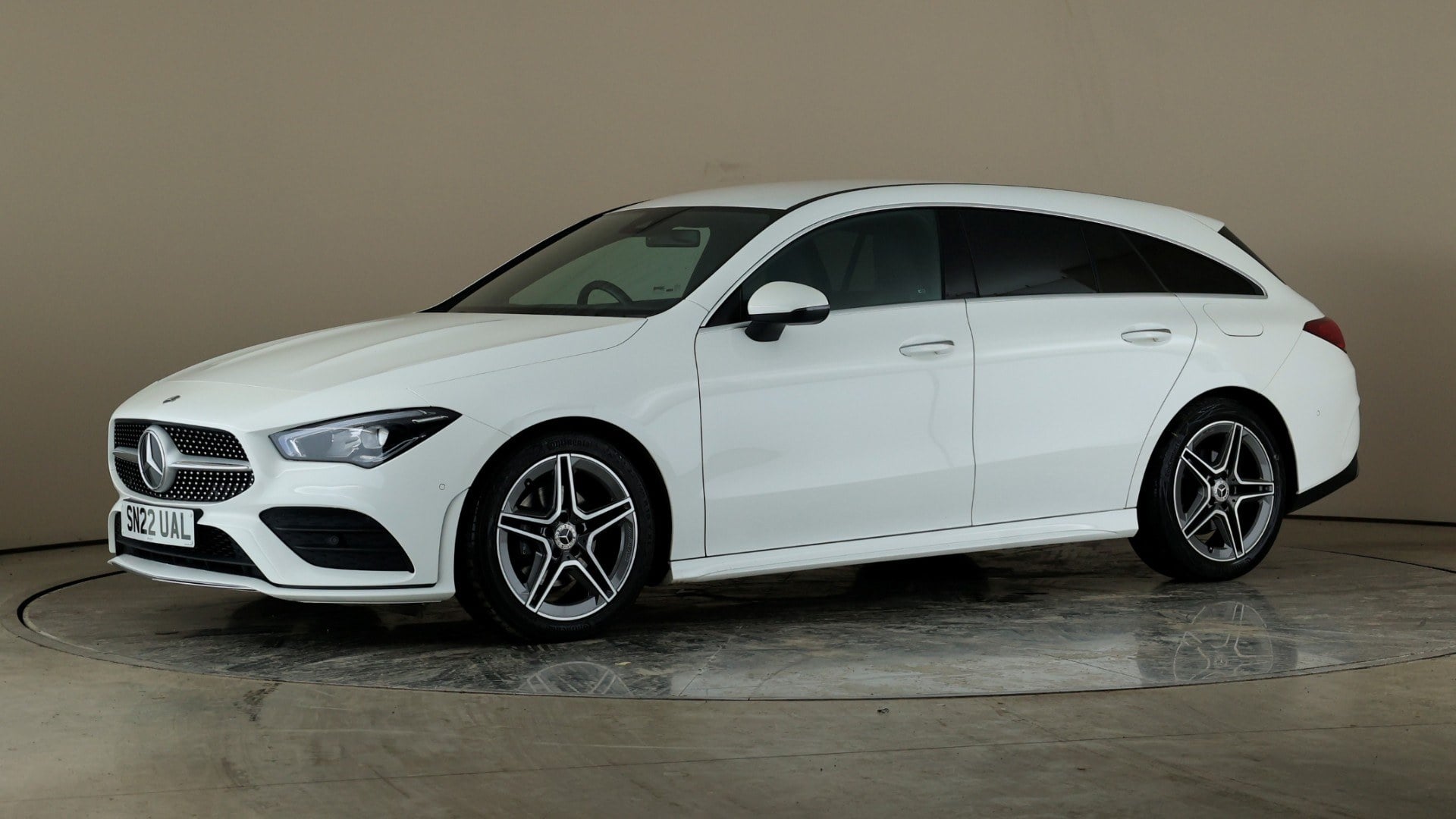 180 Shooting Brake 1.3 136hp AMG Line Premium Auto