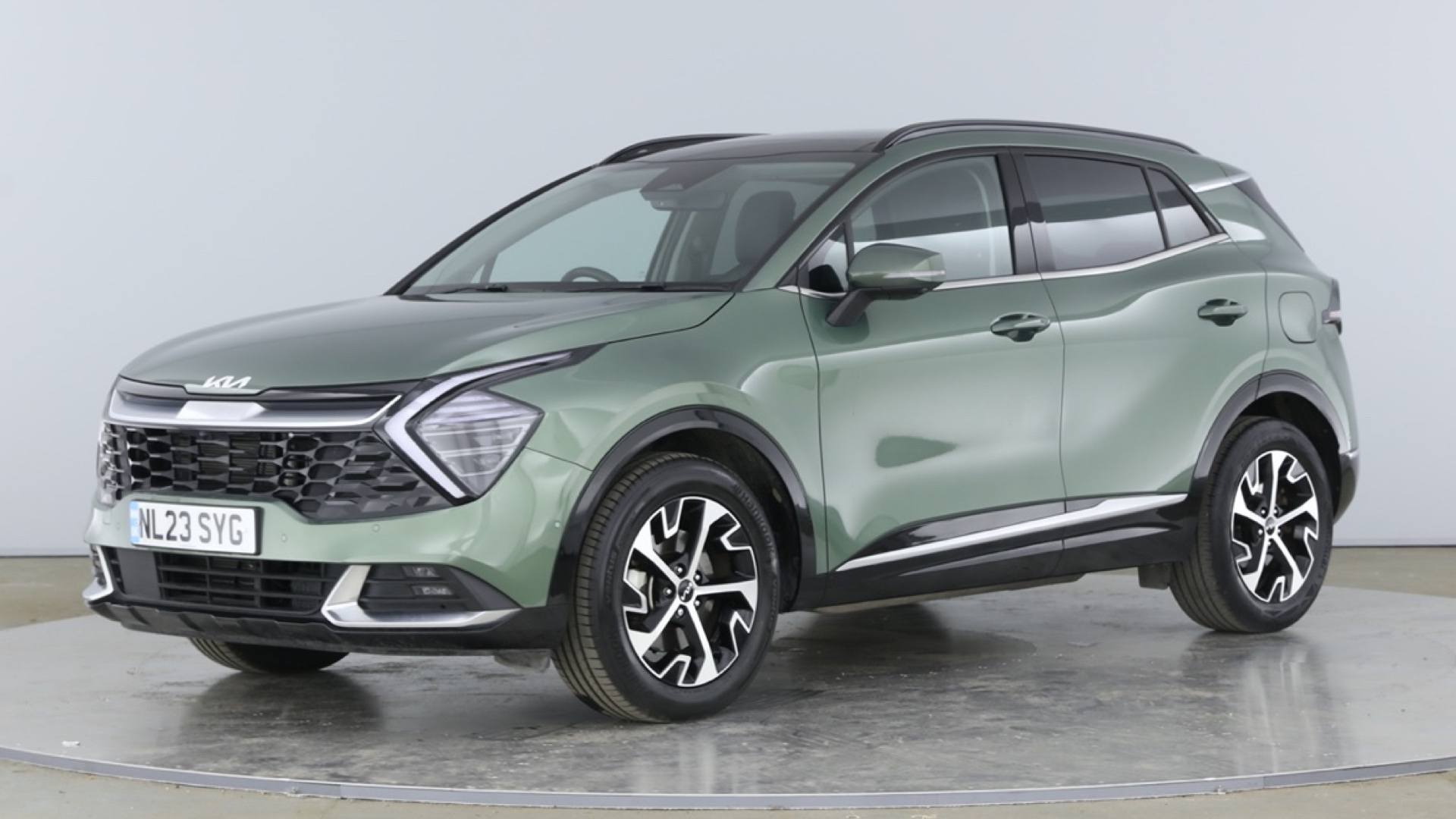 1.6 T-GDi 226 Hev 4 Auto