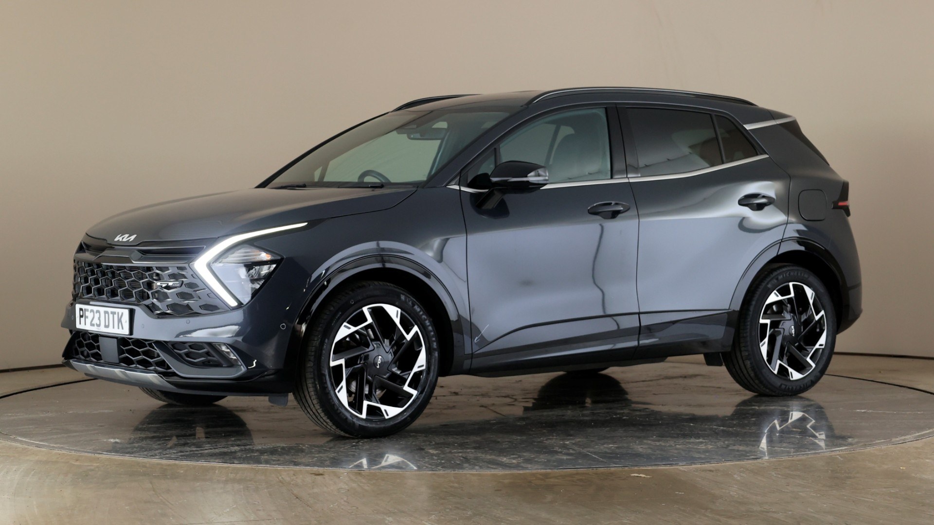 1.6 T-GDi 48V GT Line ISG DCT Auto