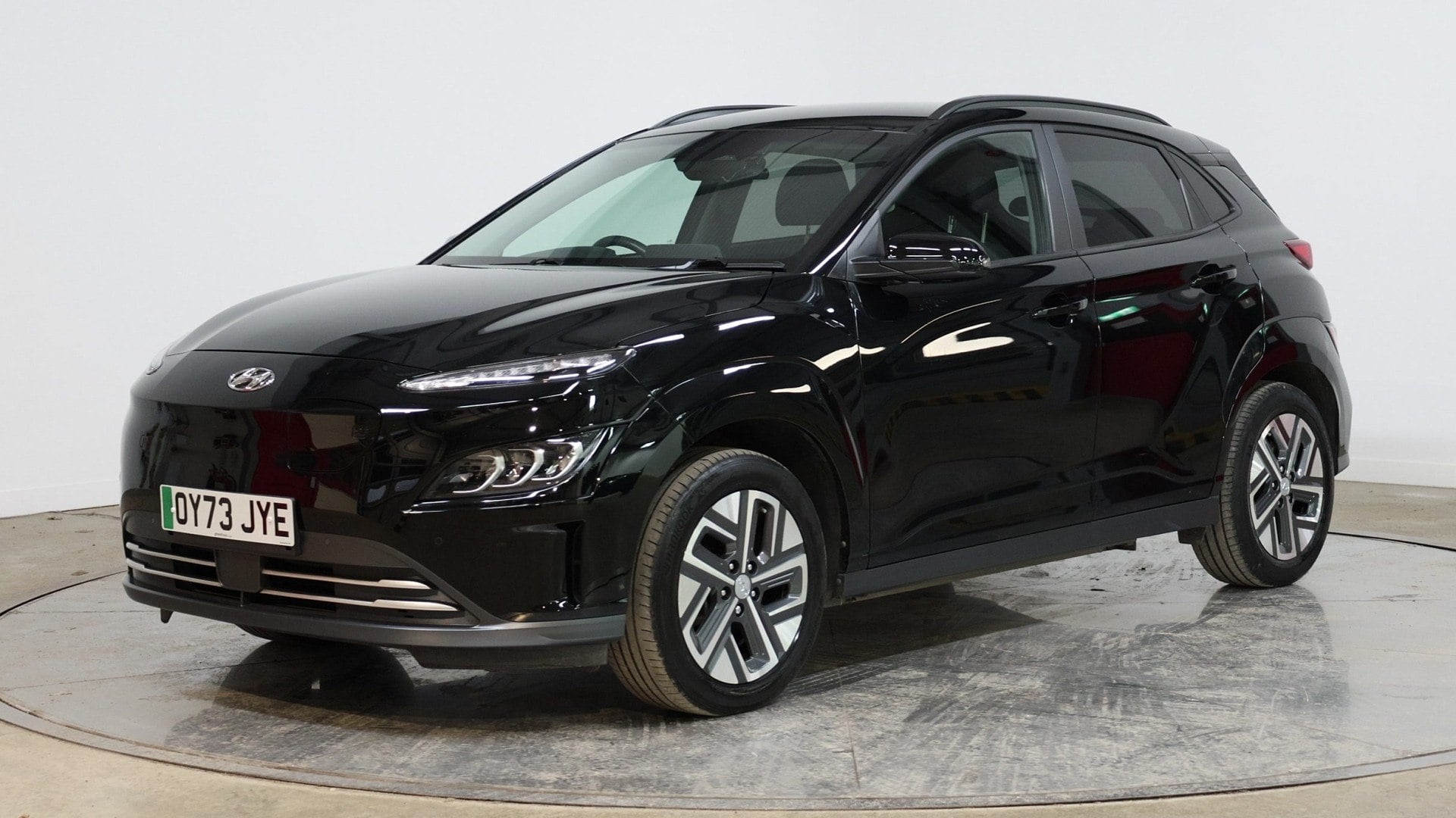 Hatch 64kwh Electric Premium Auto