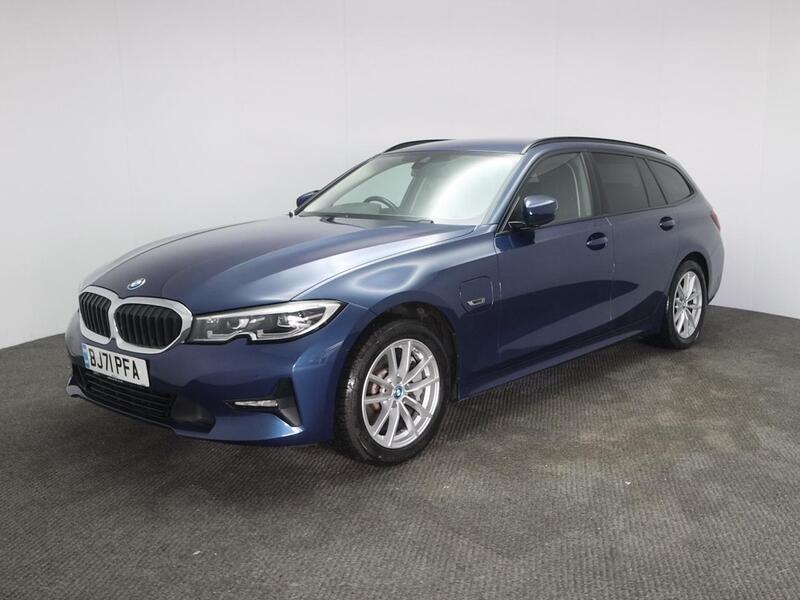 330e SE Pro 5dr Step Auto