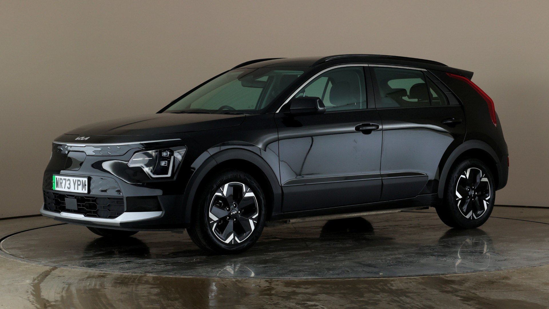 EV 64.8kWh 201bhp 2 Auto