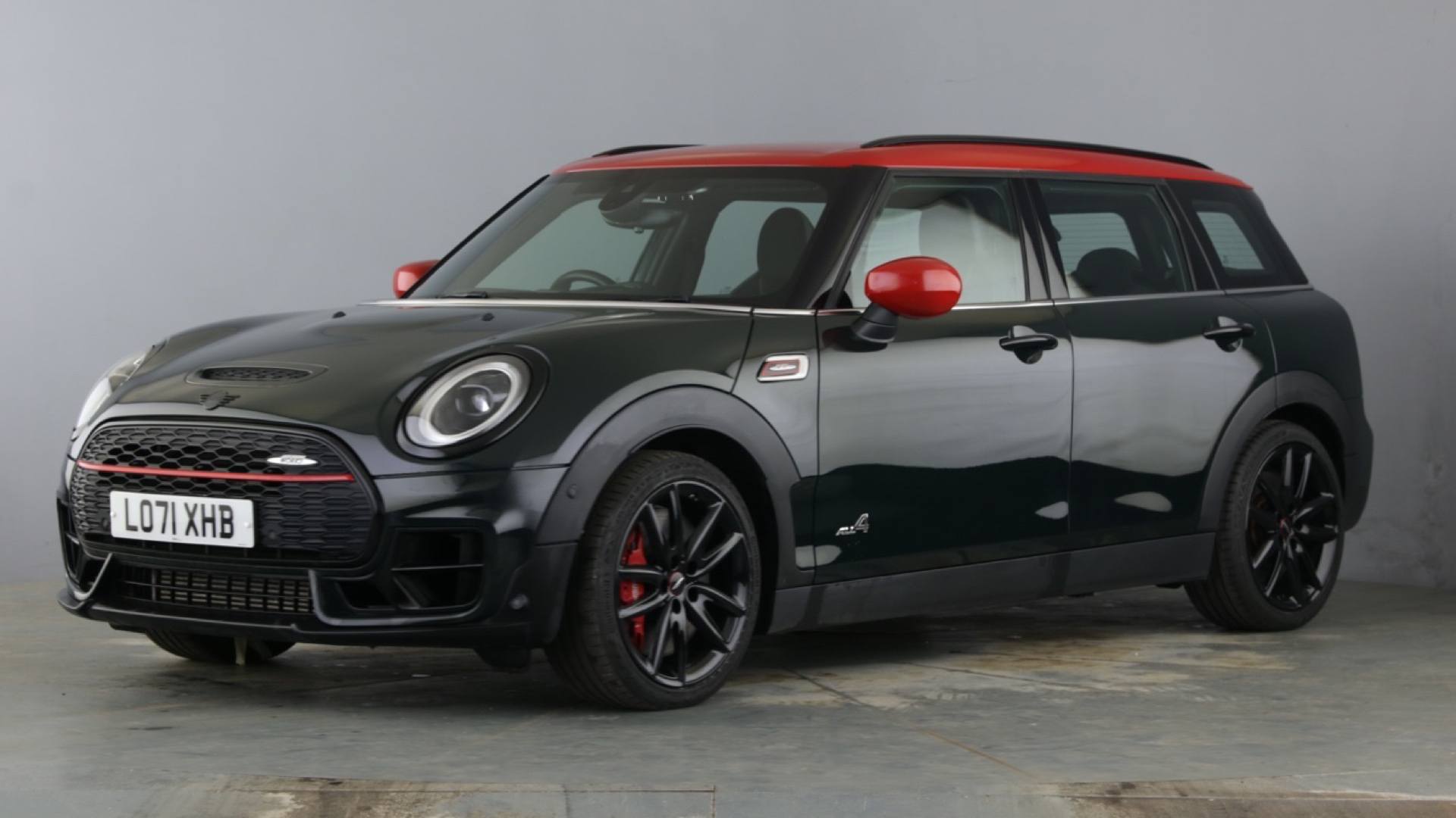 2.0 John Cooper Works Nav Plus Pack Steptronic