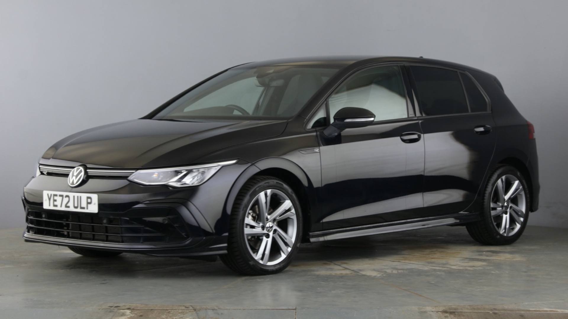 8 5 Door Hatch 1.5 TSI 130PS 6speed R-Line