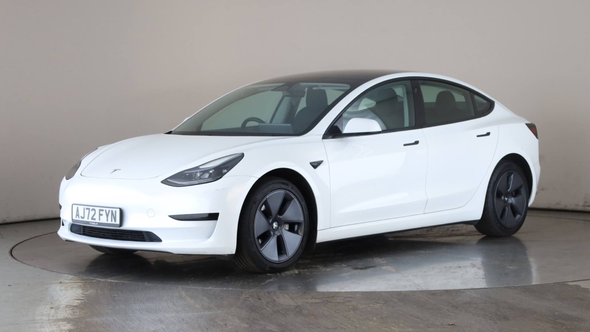 MODEL 3 SALOON RWD 4dr Auto