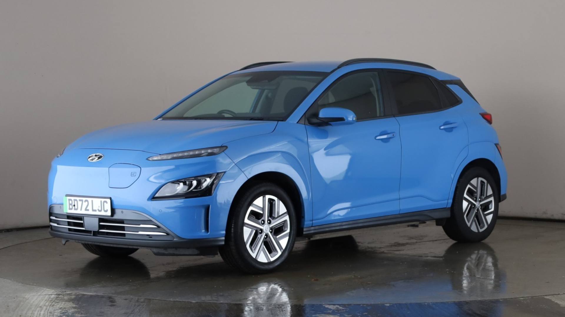 Kona 5dr HatchElec Premium [64kWh][10.5kWCh] Auto 204ps (2021-2023)