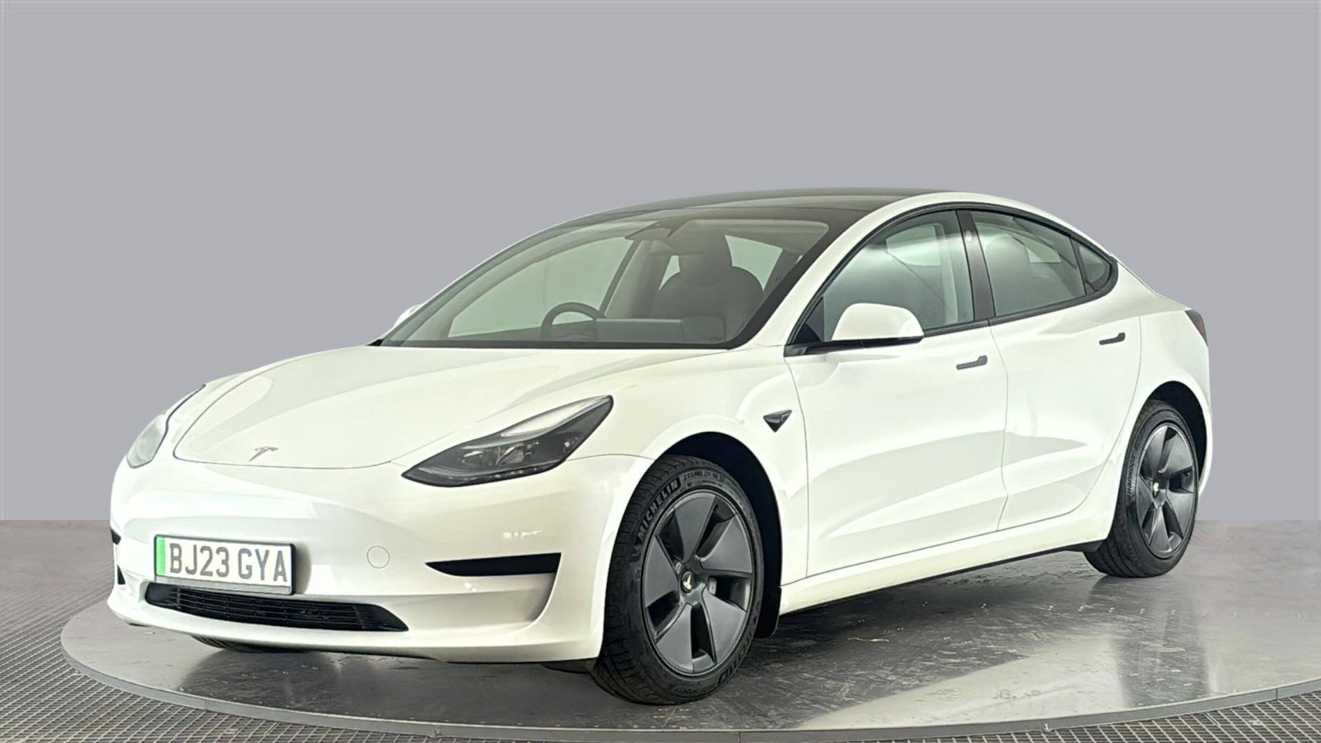 MODEL 3 SALOON RWD 4dr Auto