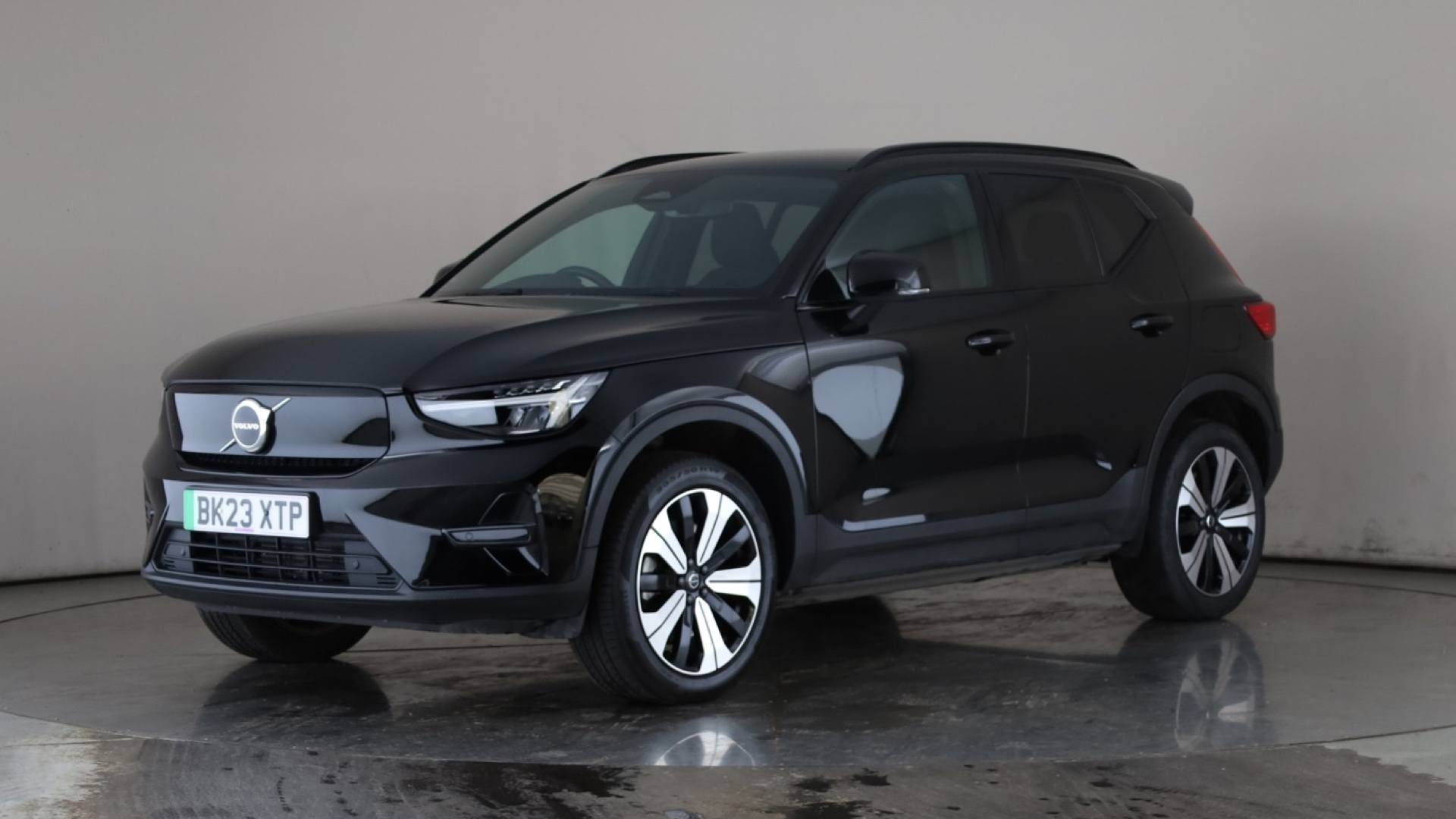 XC40 ELECTRIC ESTATE 170kW Recharge Core 69kWh 5dr Auto