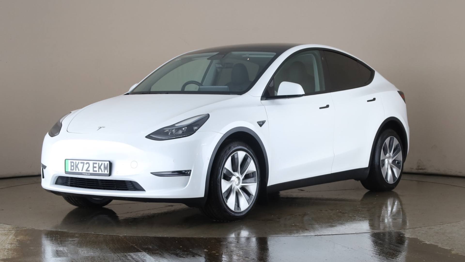 MODEL Y HATCHBACK Long Range AWD 5dr Auto