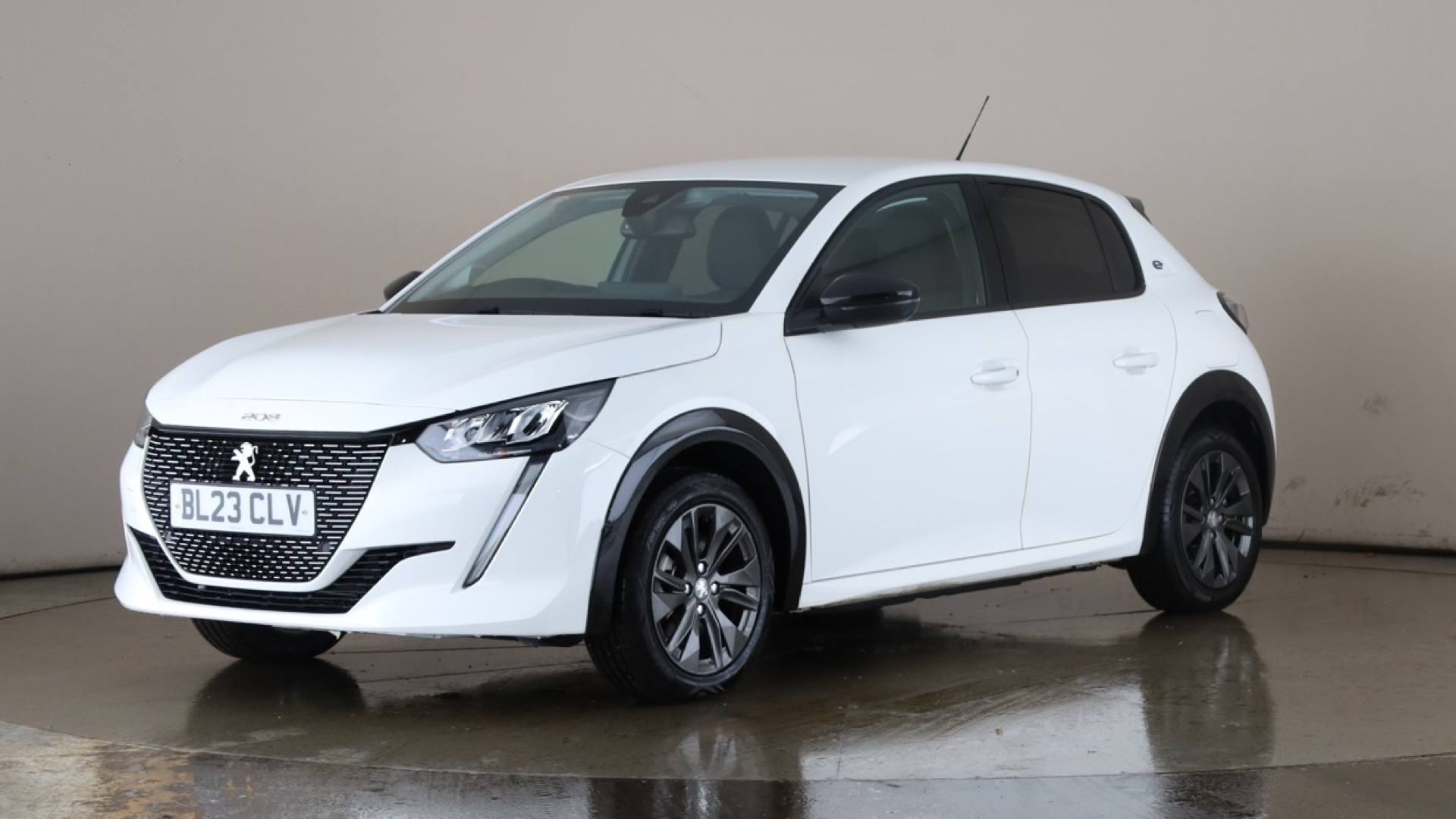 E-208 ELECTRIC HATCHBACK 100kW Allure Premium + 50kWh 5dr Auto