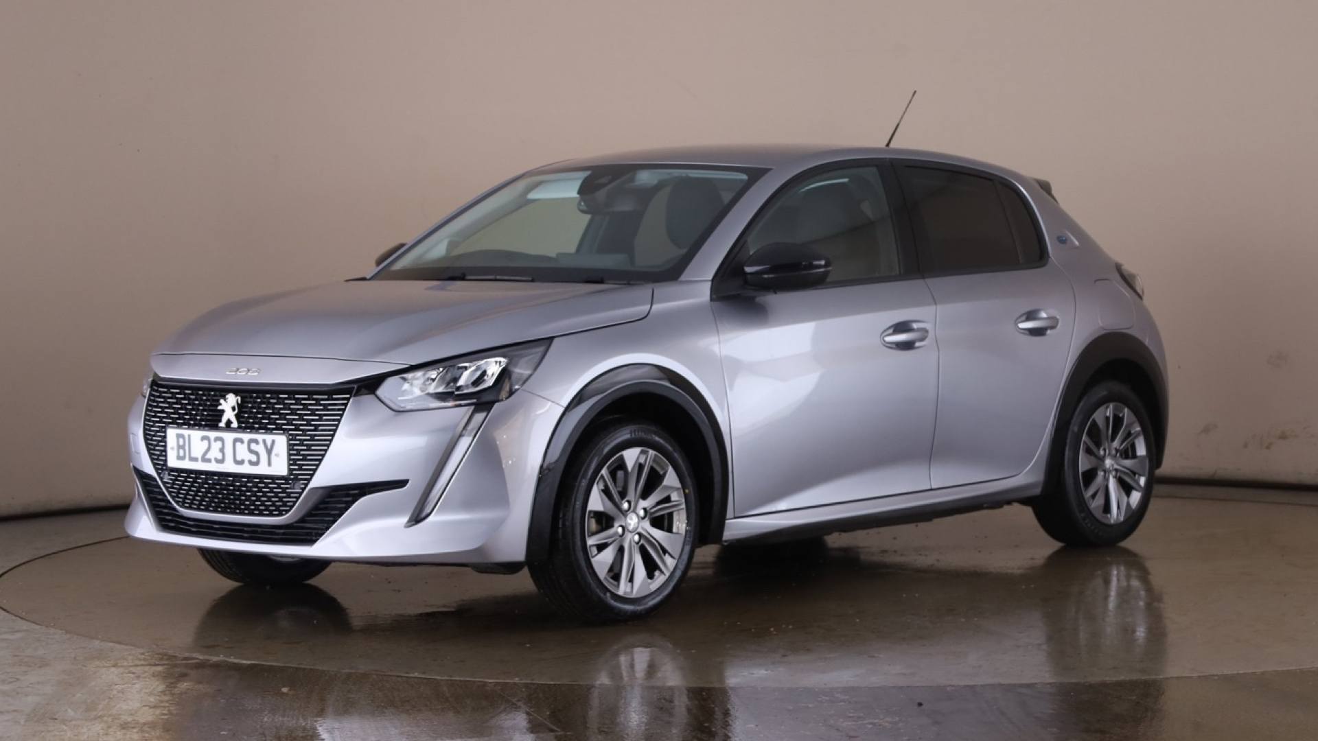 E-208 ELECTRIC HATCHBACK 100kW Allure Premium + 50kWh 5dr Auto