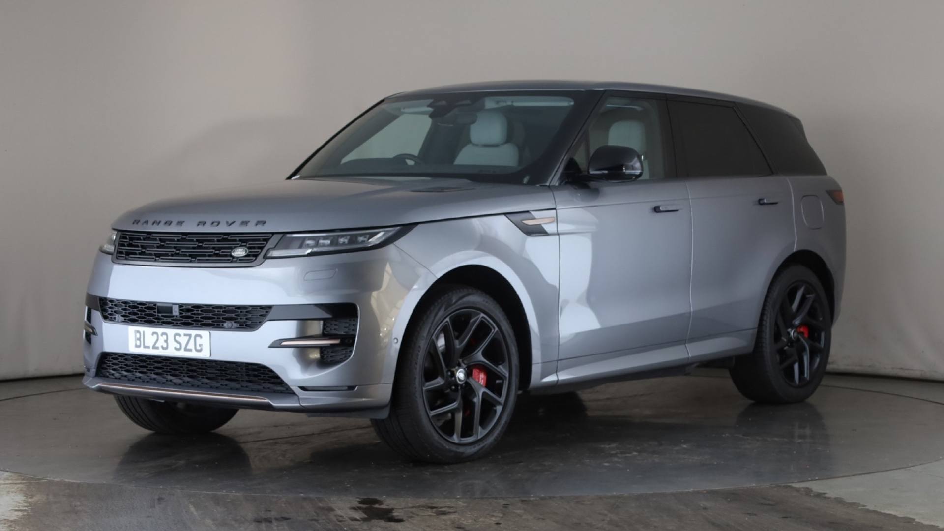 RANGE ROVER SPORT ESTATE 3.0 P440e Dynamic SE 5dr Auto