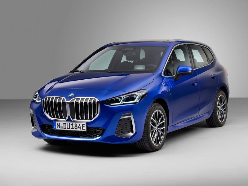 BMW 2 Series Active Tourer in Phytonic Blue with M Sport Package