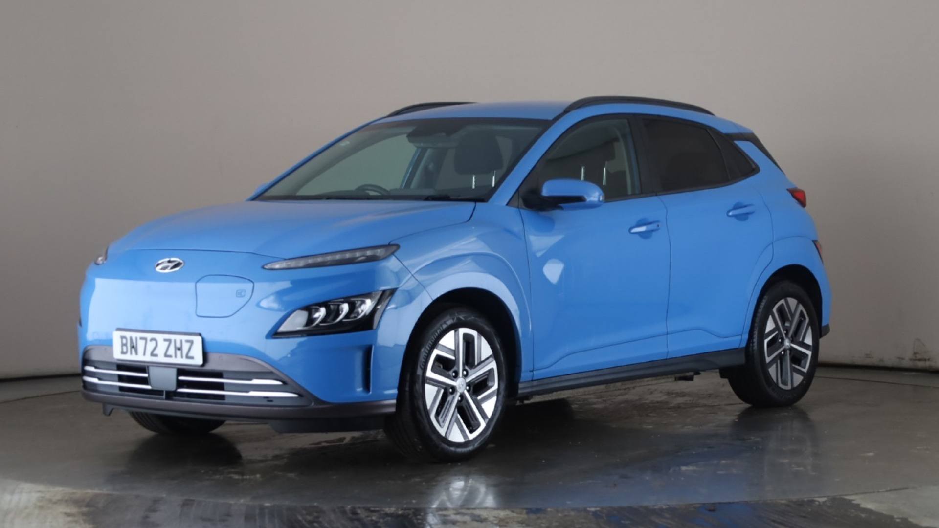 Kona 5dr HatchElec Premium [64kWh][10.5kWCh] Auto 204ps (2021-2023)