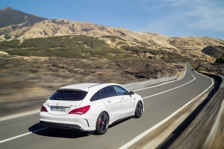Mercedes-Benz CLA 45 AMG Shooting Brake rear view Mercedes-Benz CLA 45 AMG Shooting Brake rear view