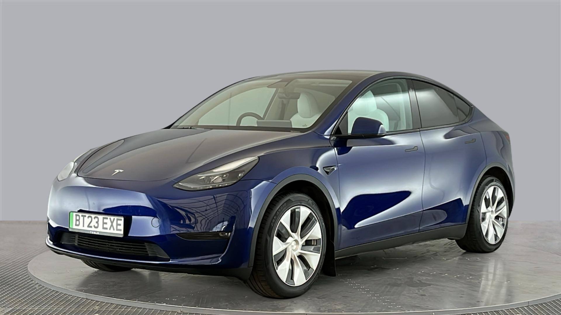 MODEL Y HATCHBACK Long Range AWD 5dr Auto