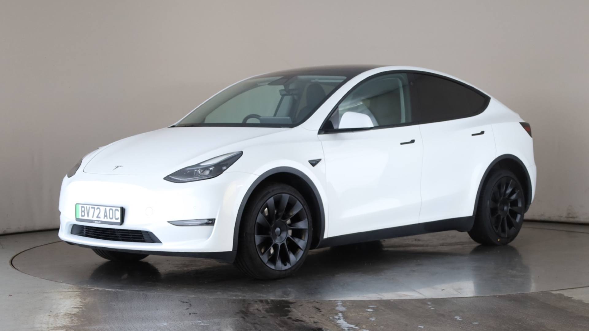 MODEL Y HATCHBACK Long Range AWD 5dr Auto