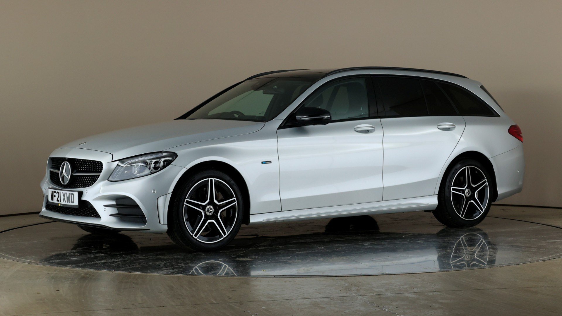C300e 2.0 AMG Line Night Edition Premium Plus Auto
