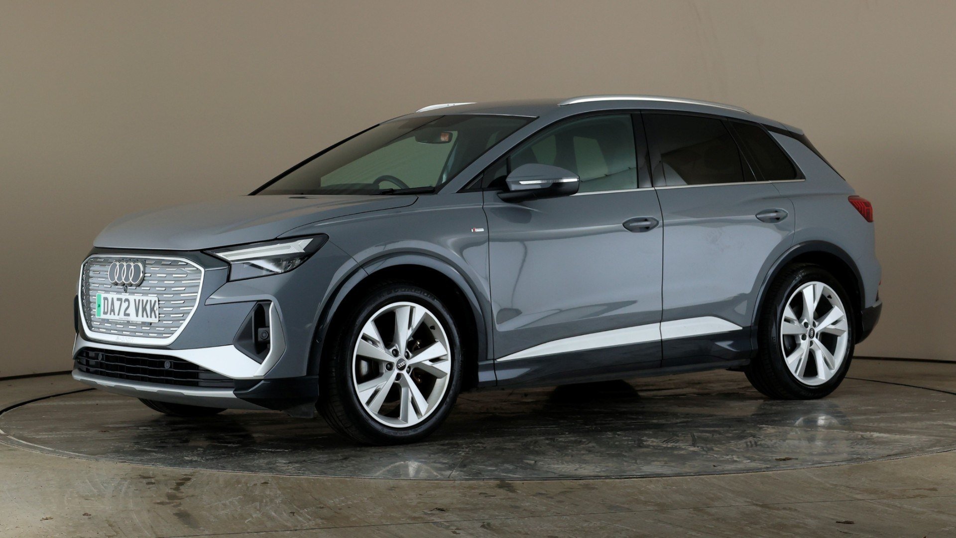 35 55kWh 170 S Line C+S/T/Pk