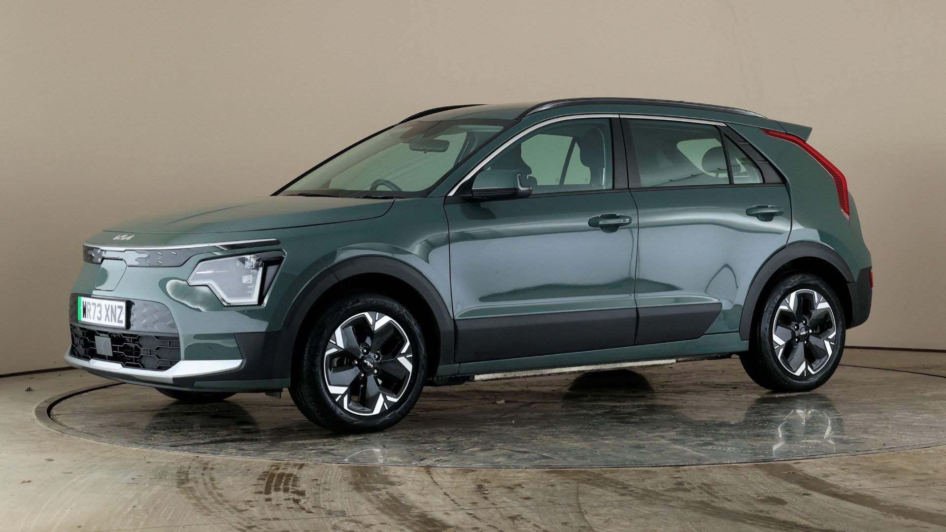 EV 64.8kWh 201bhp 2 Auto