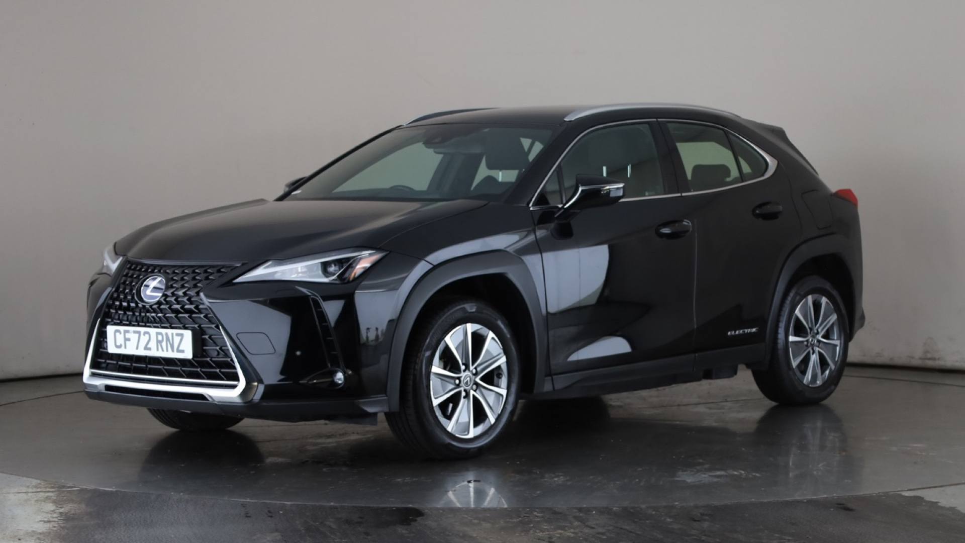 UX ELECTRIC HATCHBACK 300e 150kW 54.3 kWh 5dr E-CVT