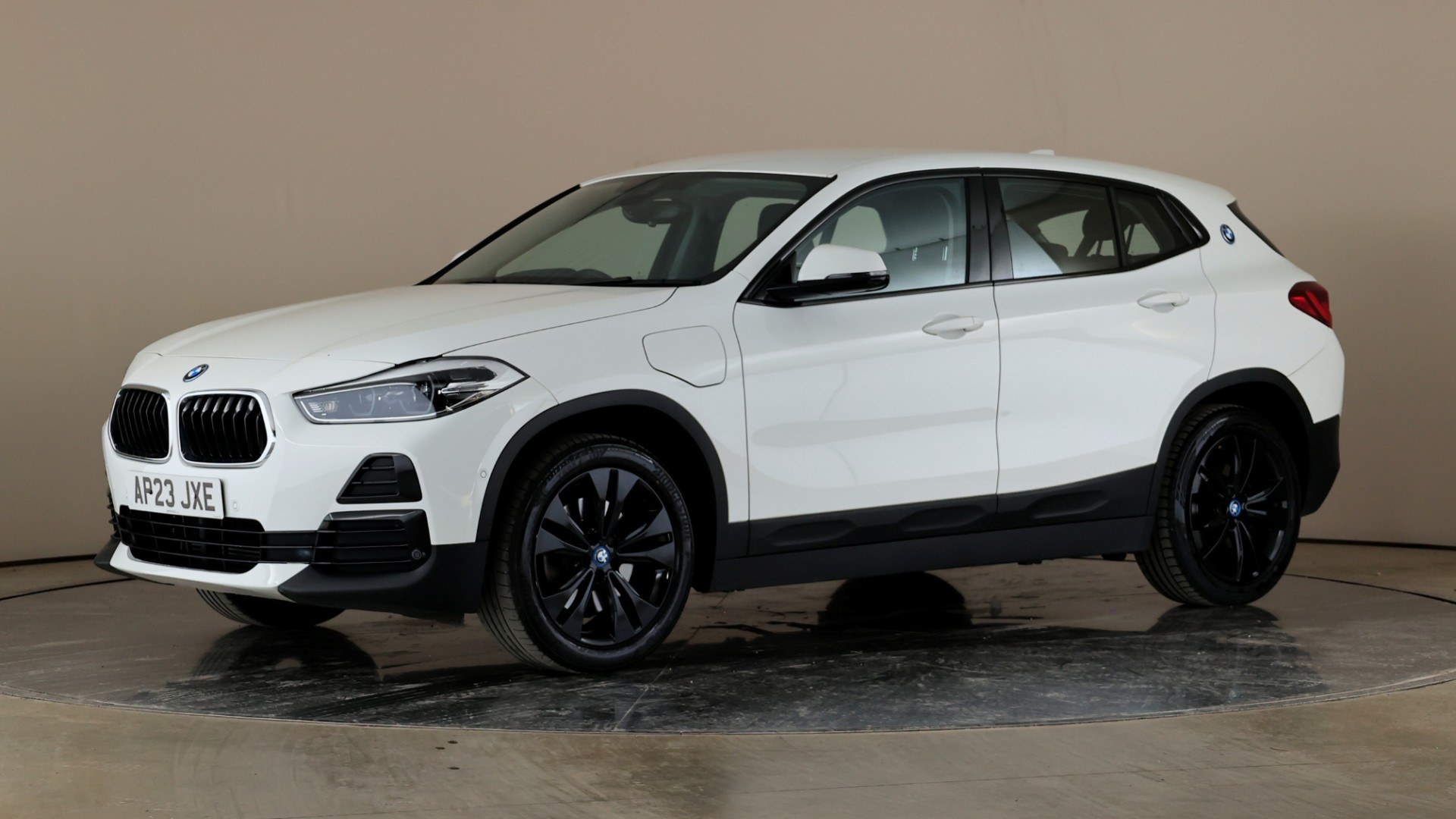 X2 xDrive25e Sport Auto