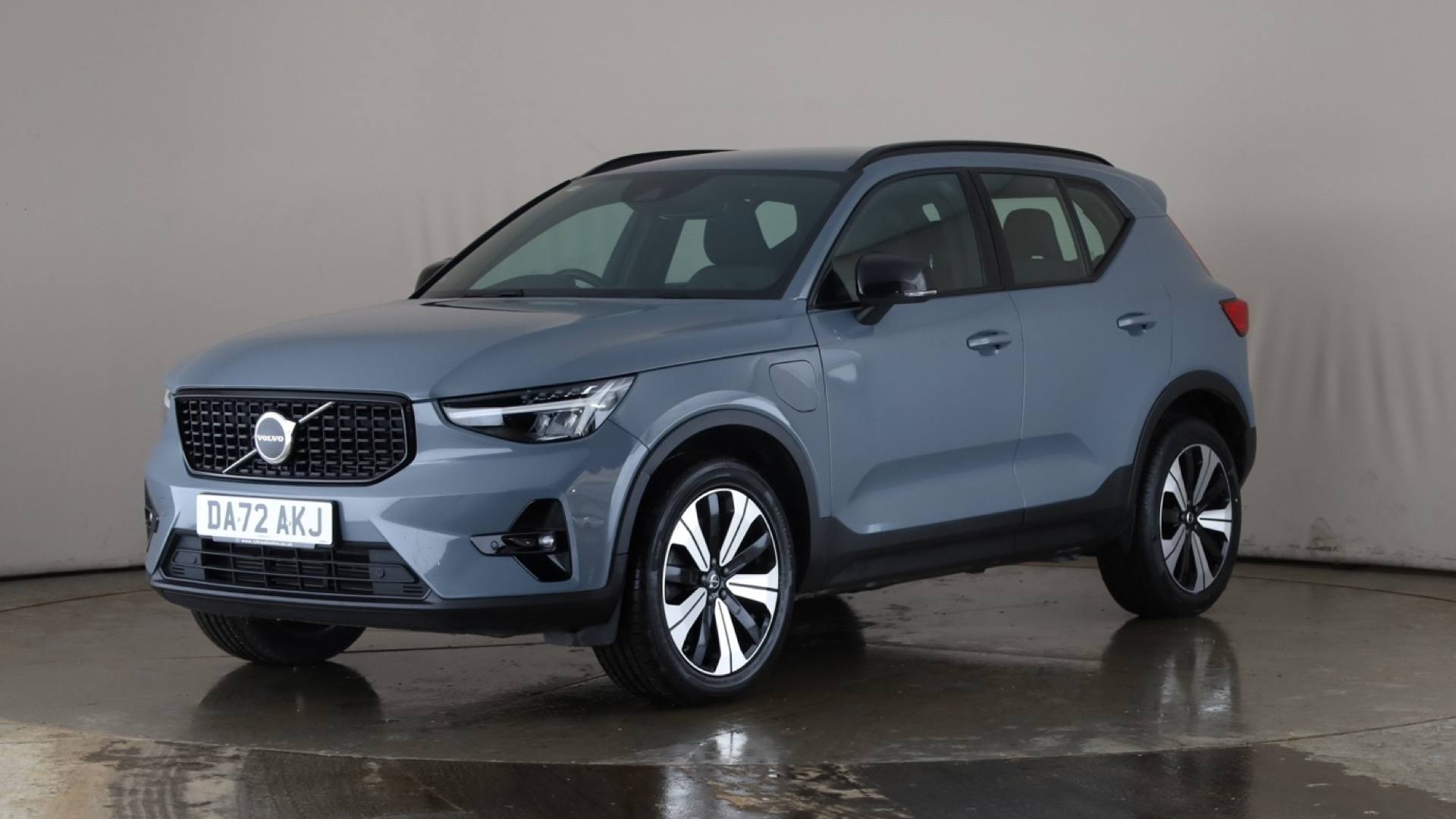 XC40 ESTATE 1.5 T4 Recharge PHEV Plus Dark 5dr Auto