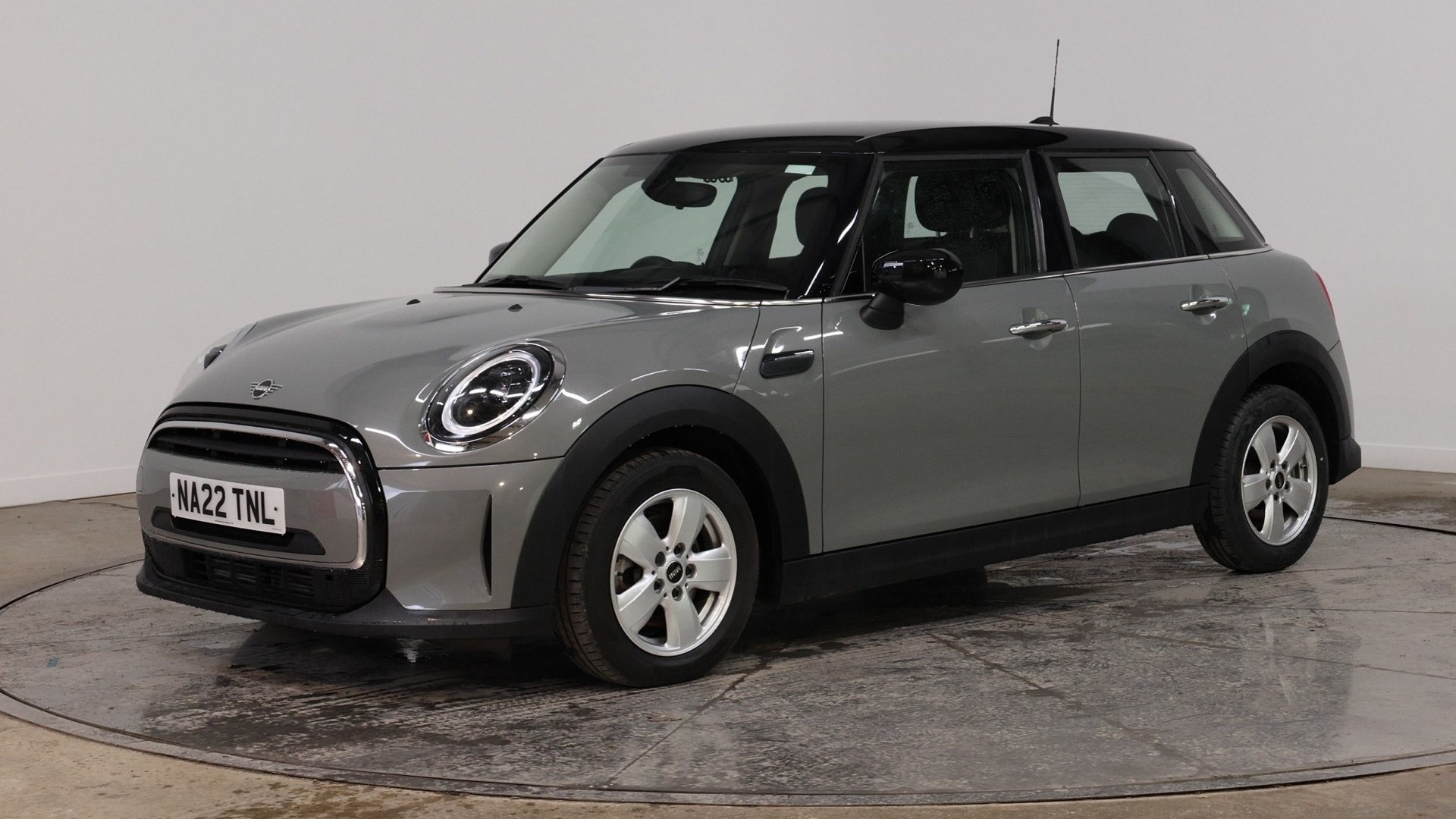 5 Door 1.5 Cooper Classic