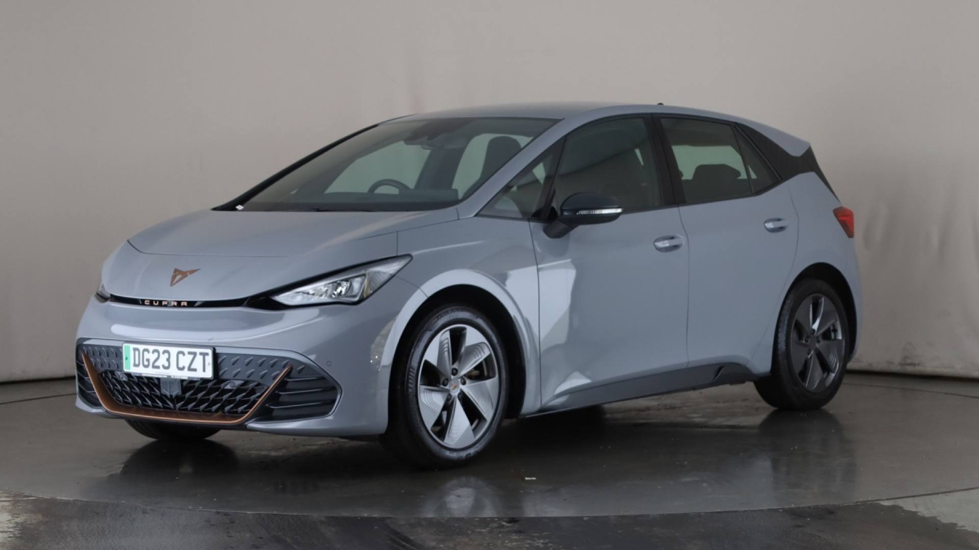 BORN ELECTRIC HATCHBACK 150kW V1 58kWh 5dr Auto
