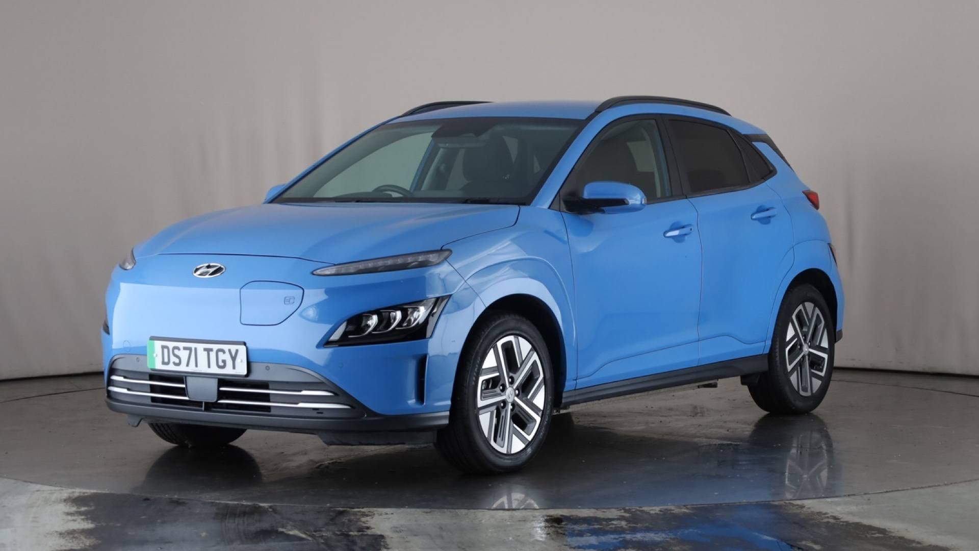 Kona 5dr HatchElec Premium [64kWh][10.5kWCh] Auto 204ps (2021-2023)